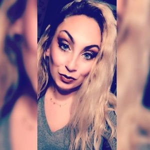 Meet your Posher, Jenn